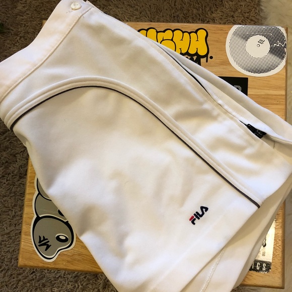 Vintage fila shorts - Picture 2 of 7